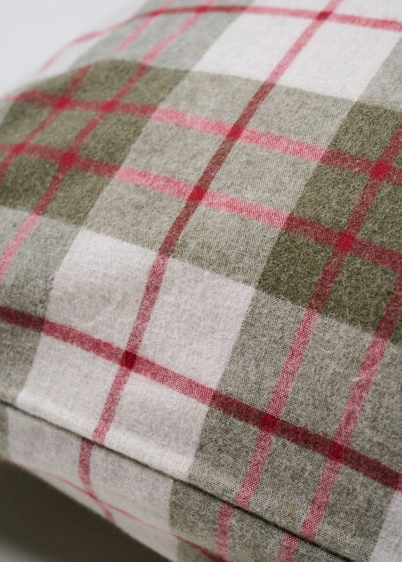 Lõimvärvitud flanellist padjapüür mitmevärviline/punane - 2