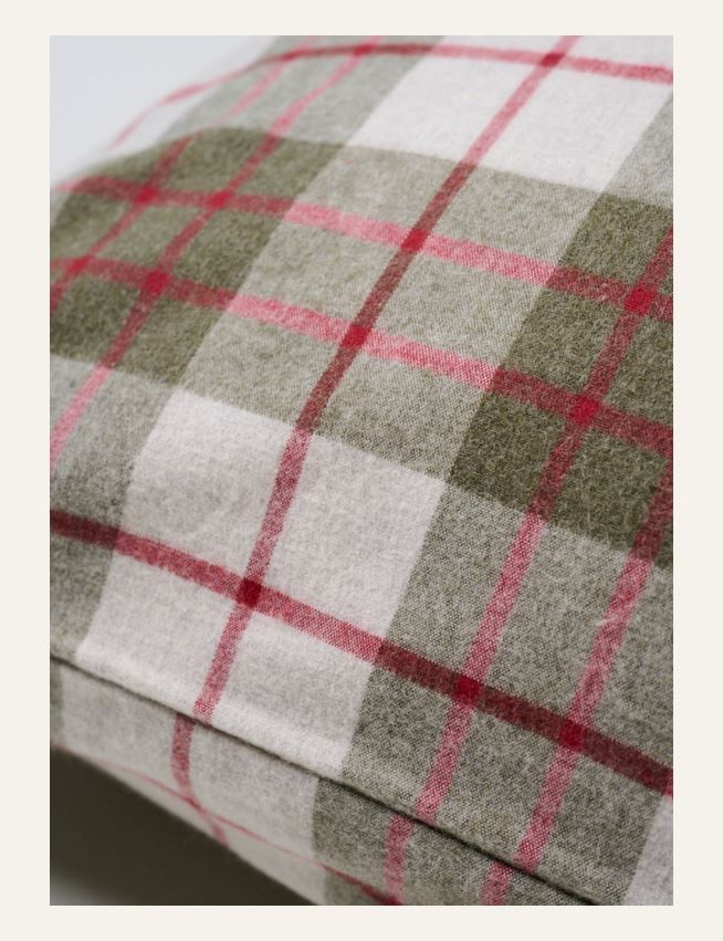 Lõimvärvitud flanellist padjapüür mitmevärviline/punane - 2