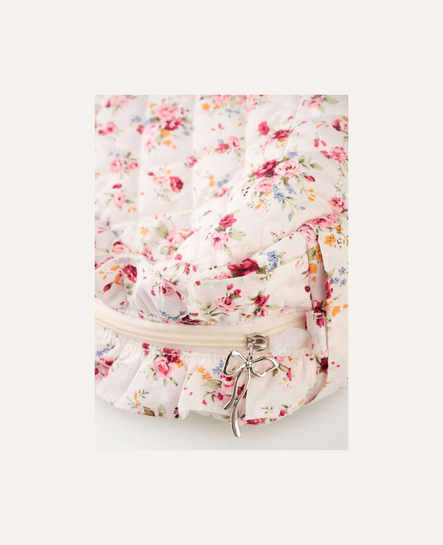 Kosmeetikakott valge - 2