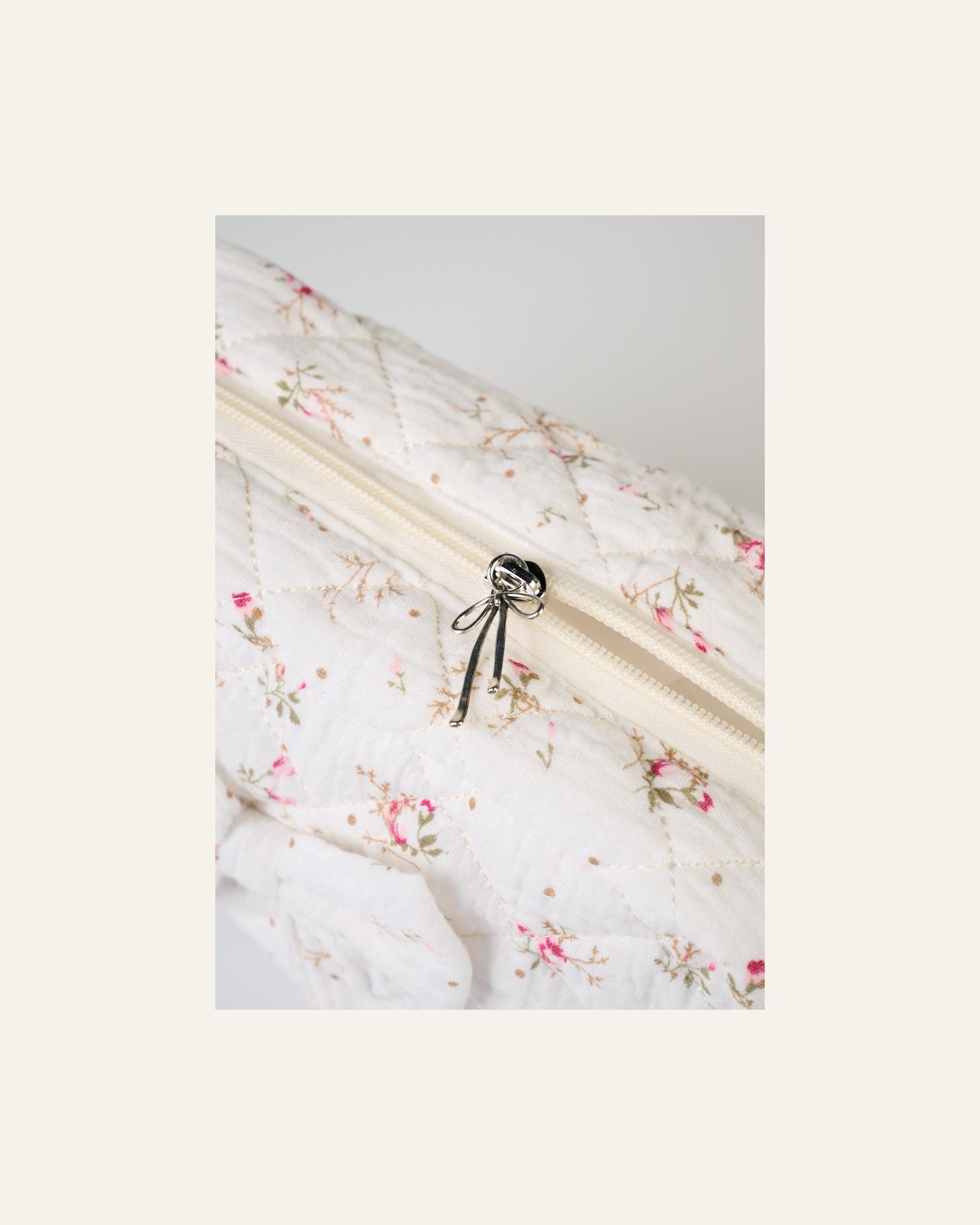 Kosmeetikakott valge - 3