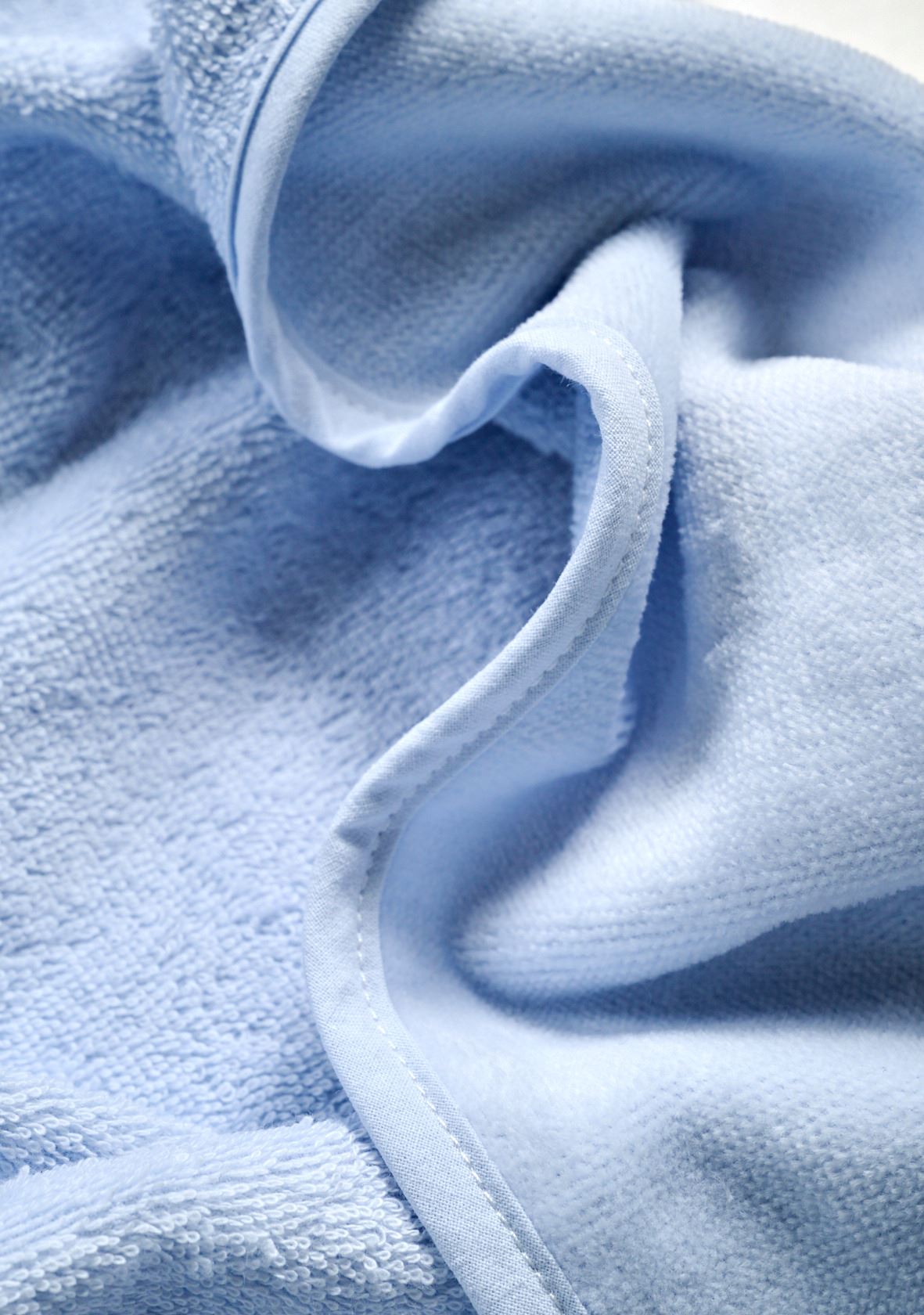 Kapuutsiga rätik hele sinine - 2