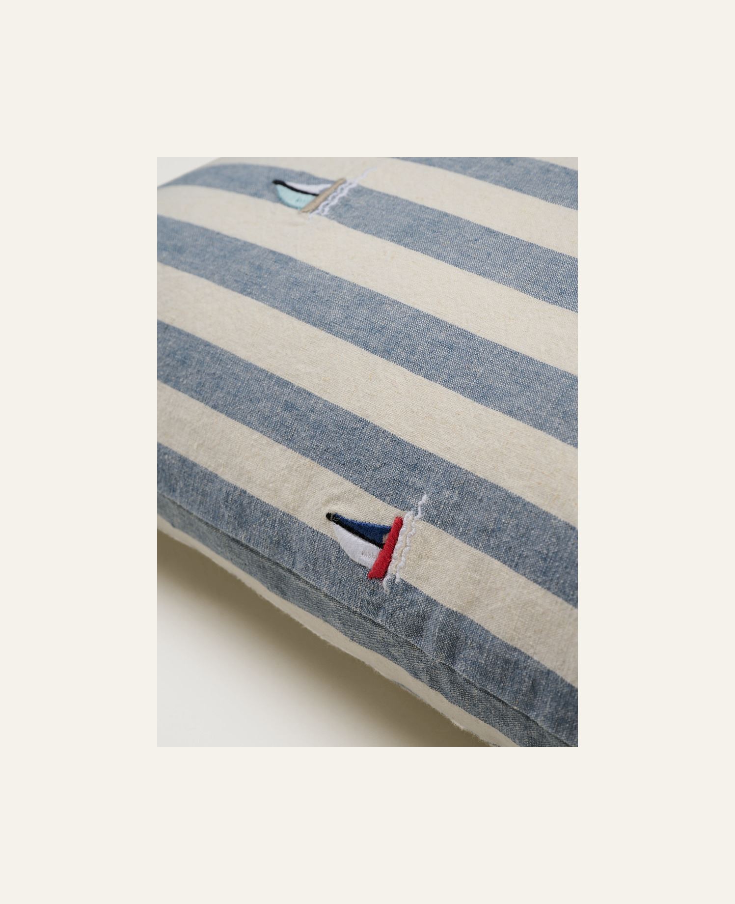 Dekoratiivpadja kate mitmevärviline/sinine - 2