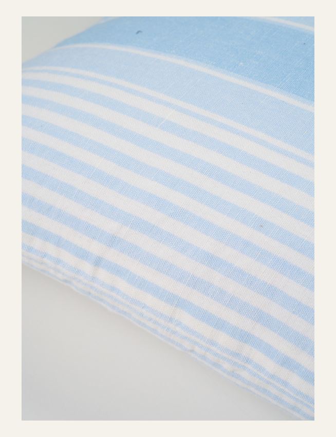 Dekoratiivpadi hele sinine - 2