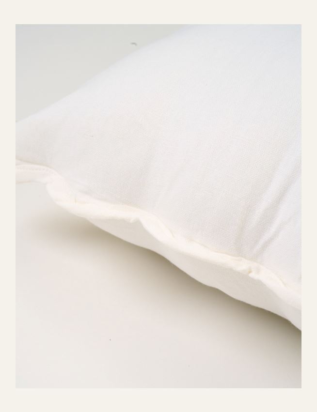 Dekoratiivpadi valge - 2