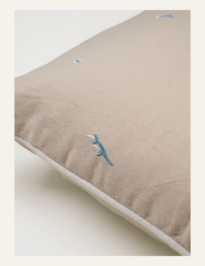 Dekoratiivpadi beež - 2