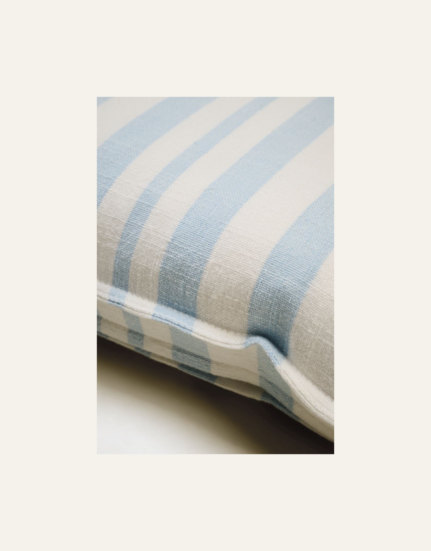 Dekoratiivpadi taevasinine - 2