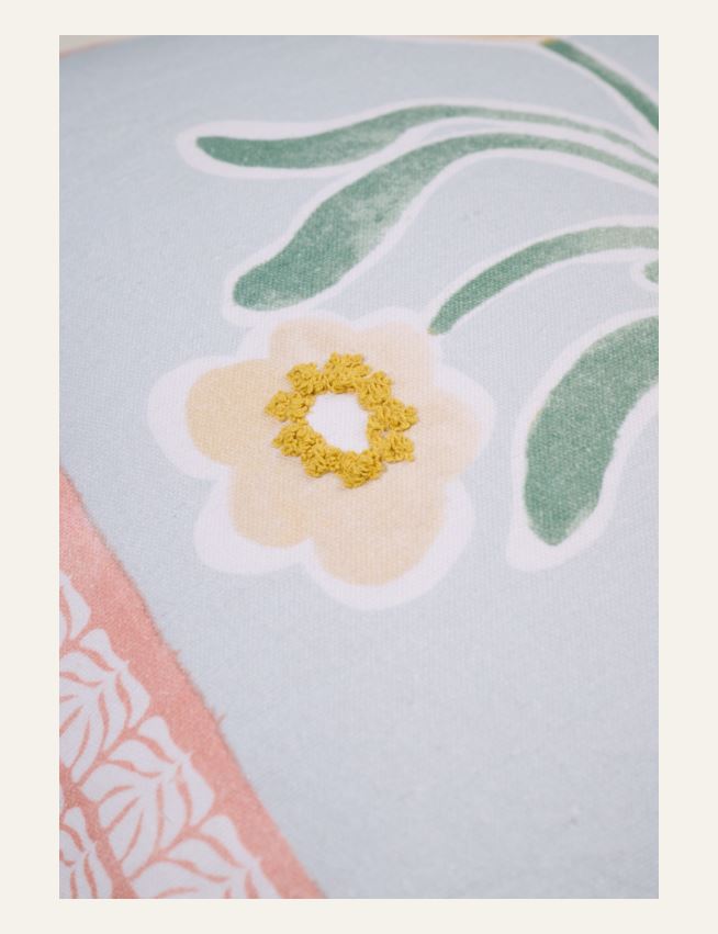 Dekoratiivpadja kate mitmevärviline - 2