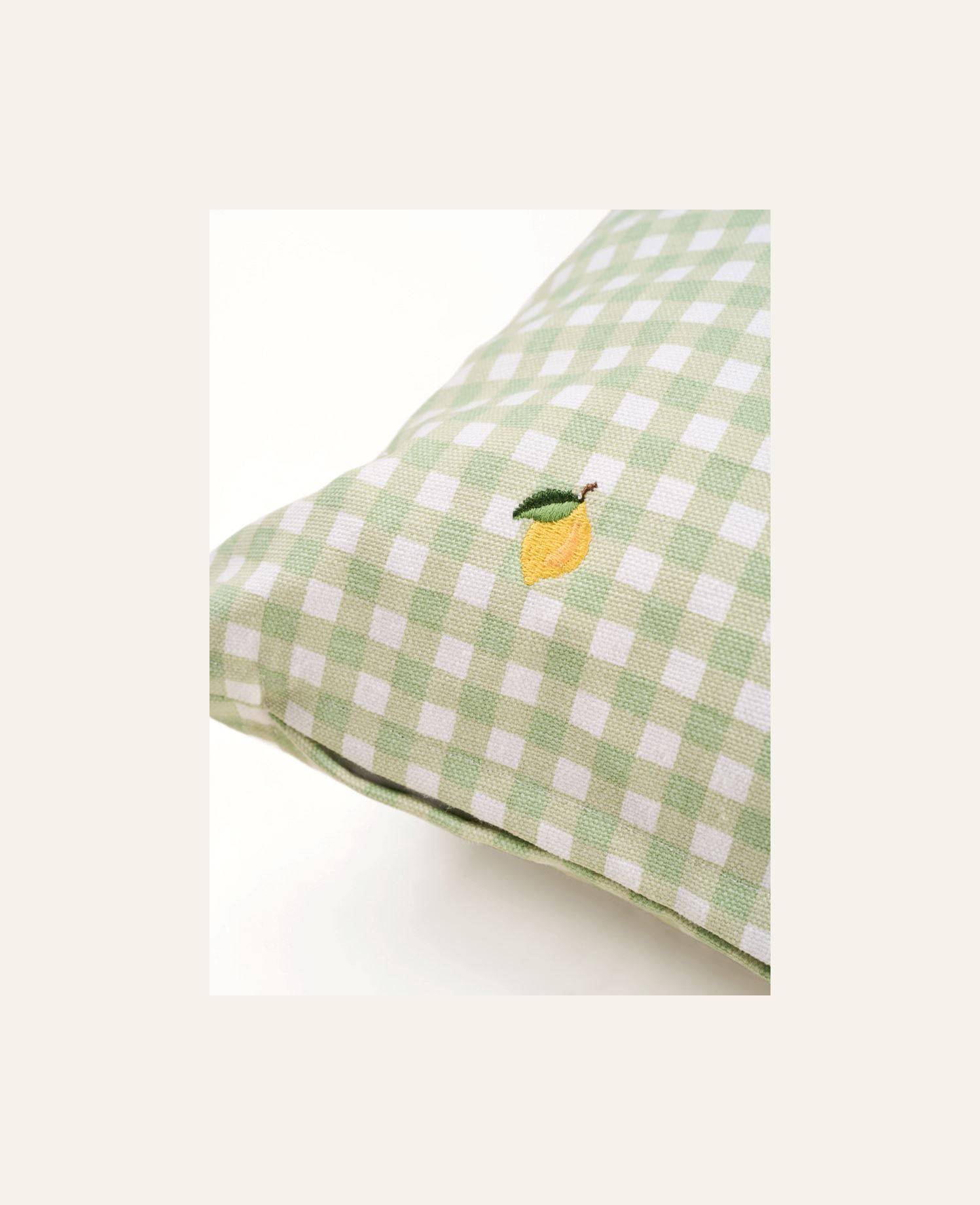 Dekoratiivpadi mitmevärviline - 2