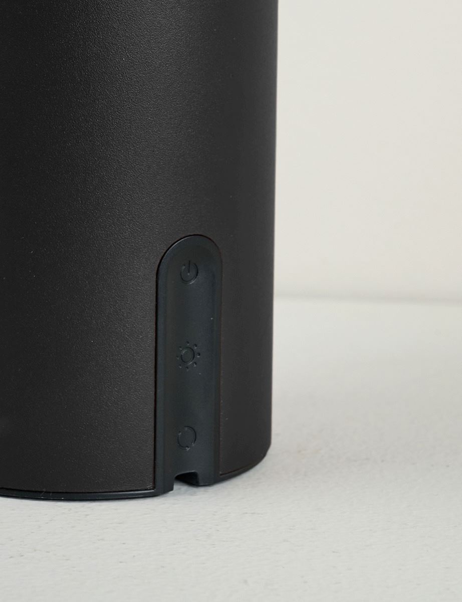 Patareitoitel valgusti must - 3