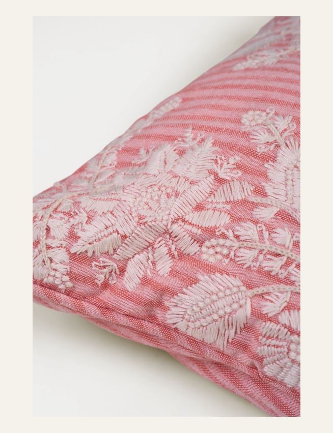 Dekoratiivpadi mitmevärviline - 2