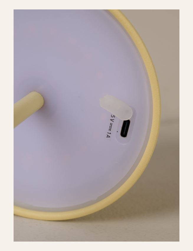 Patareitoitel valgusti hele kollane - 5