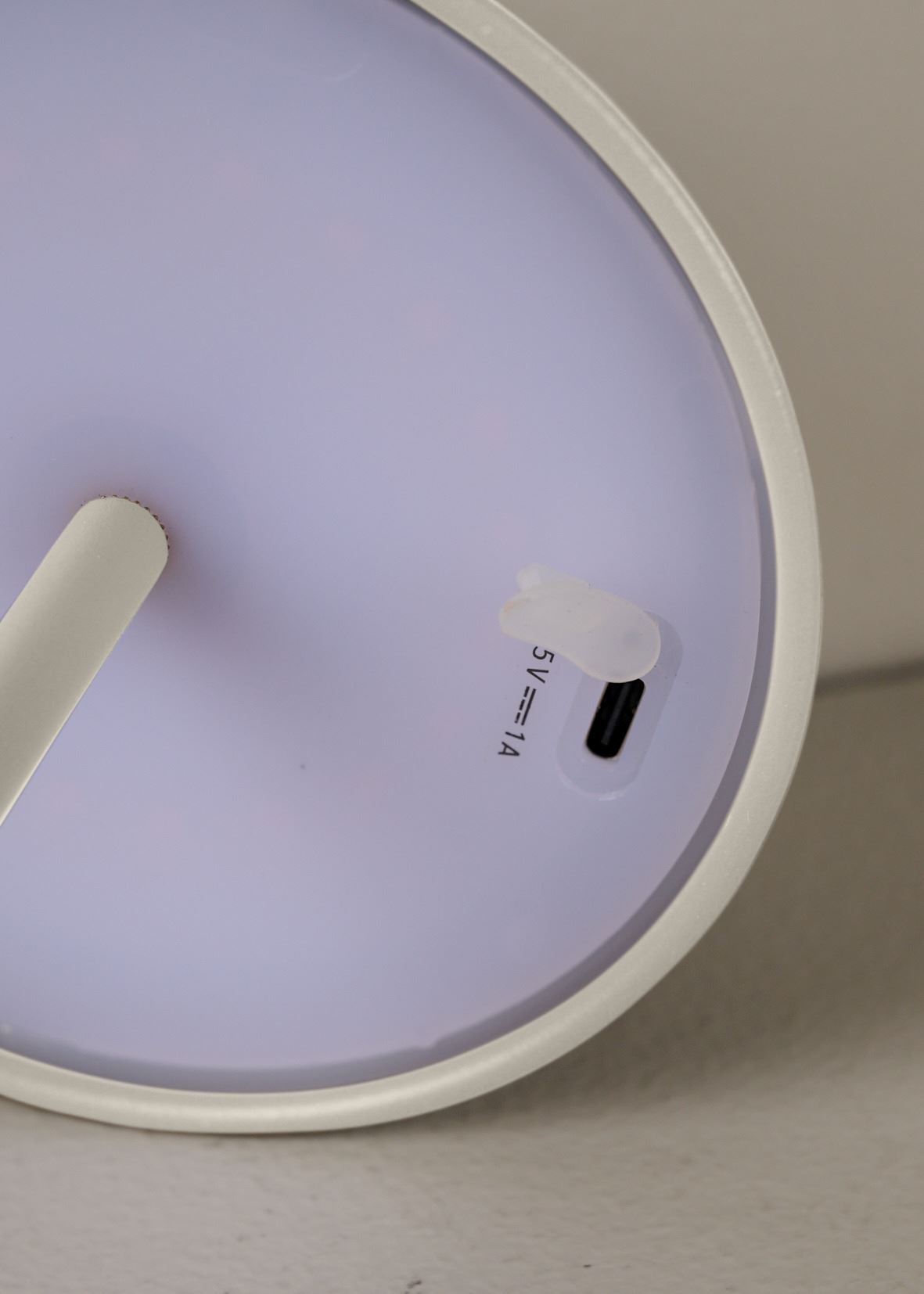 Patareitoitel valgusti hele beige - 5