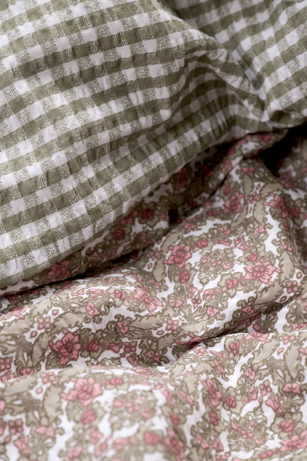 Voodipesukomplekt krepp-puuvillane mitmevärviline/roosa - 3