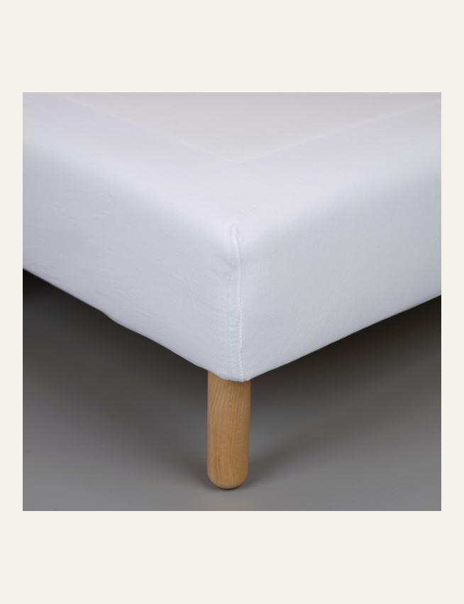 Voodilina kummiga valge - 2