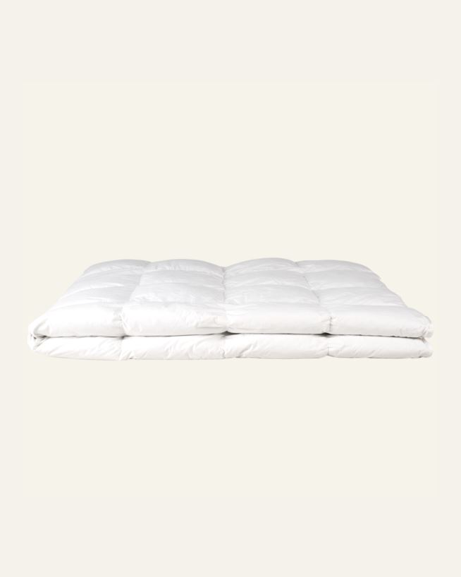 Keskmise soojusega udusuletekk valge - 150x210 cm valge - 1