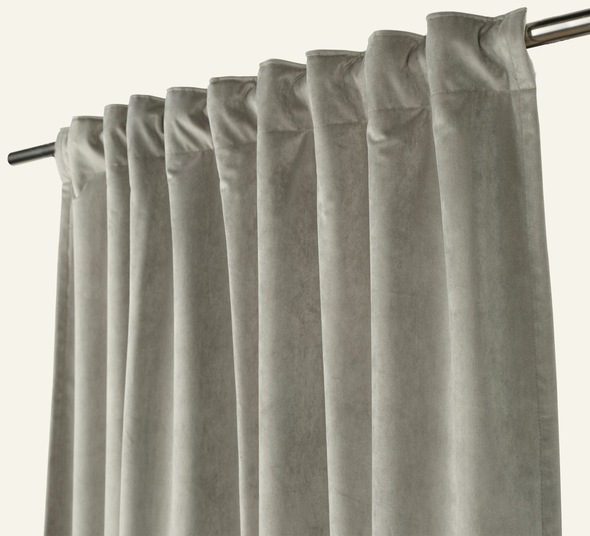 Pimendav kardin roheline - 2