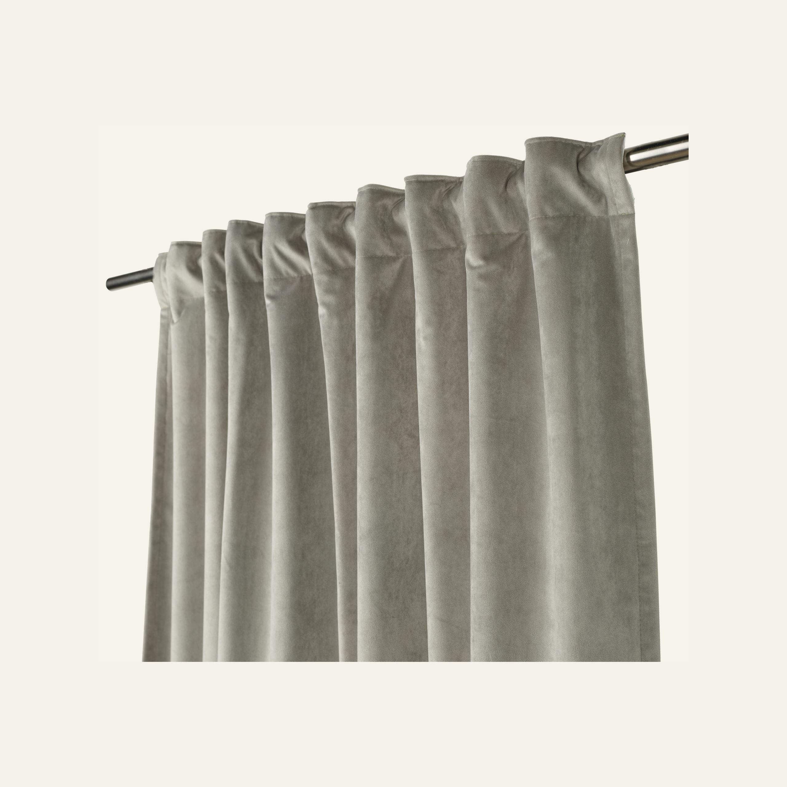 Pimendav kardin roheline - 2