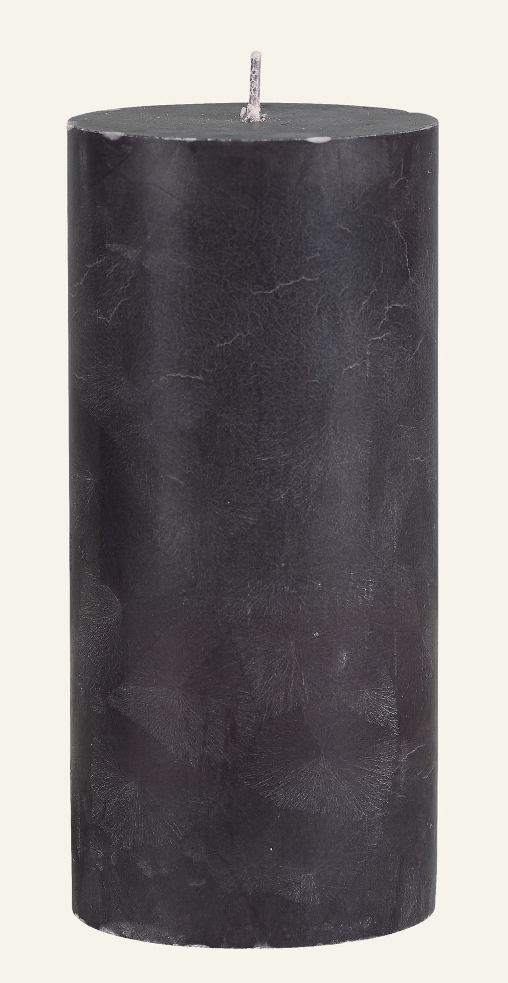 Lauaküünal tumehall - 2