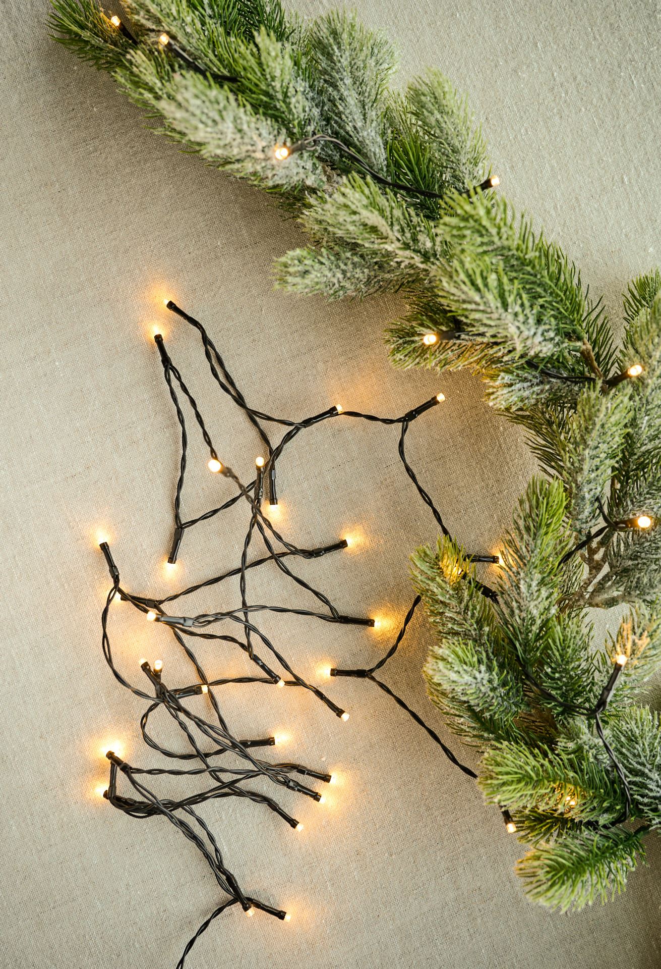 Led-tulukesed must - 390 cm must - 1