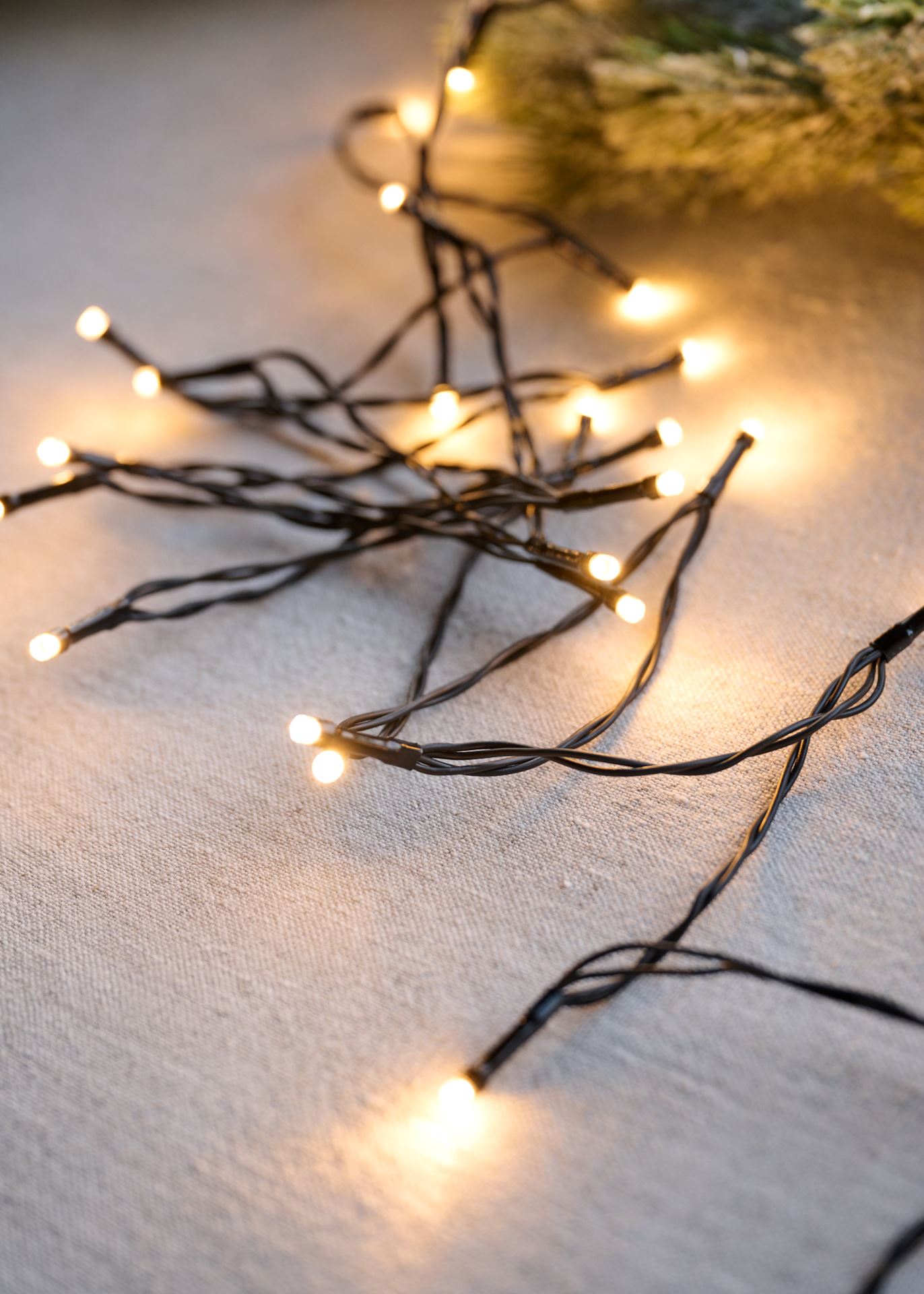 Led-tulukesed must - 6,9 m must - 1