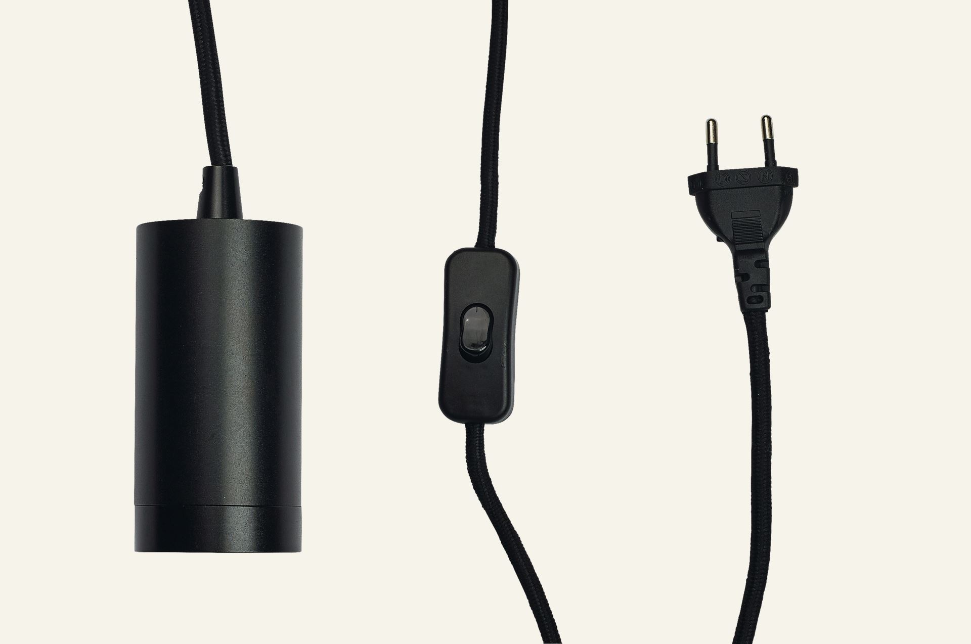 Juhtmekomplekt must - 3