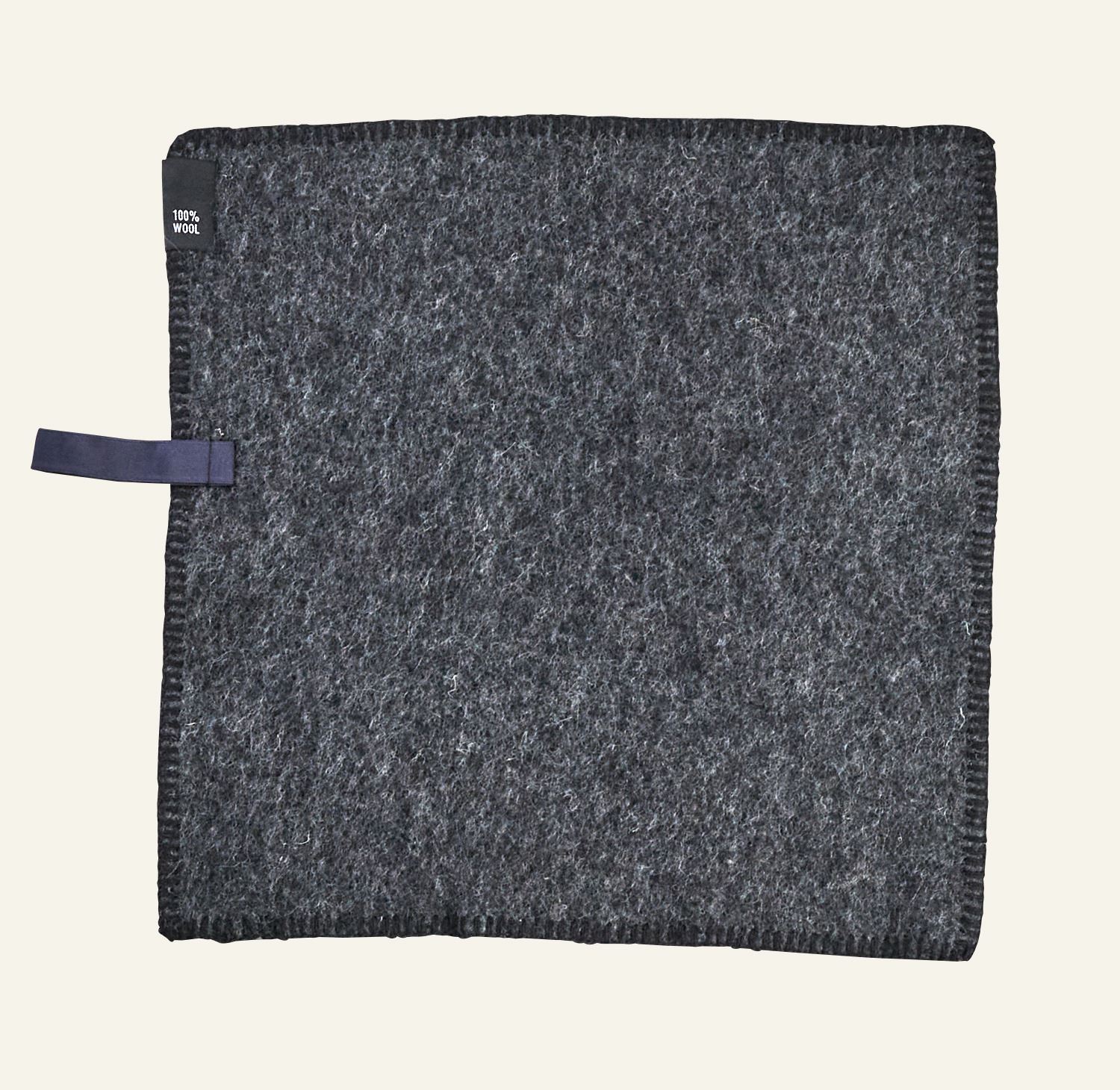 Istmealus tumehall - 2