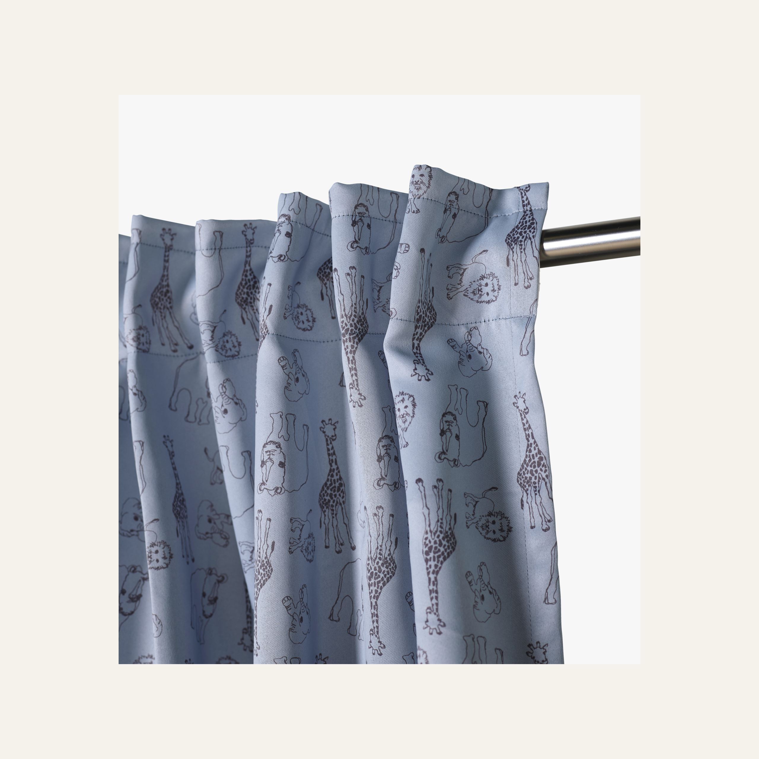 Pimendav kardin hele sinine - 2