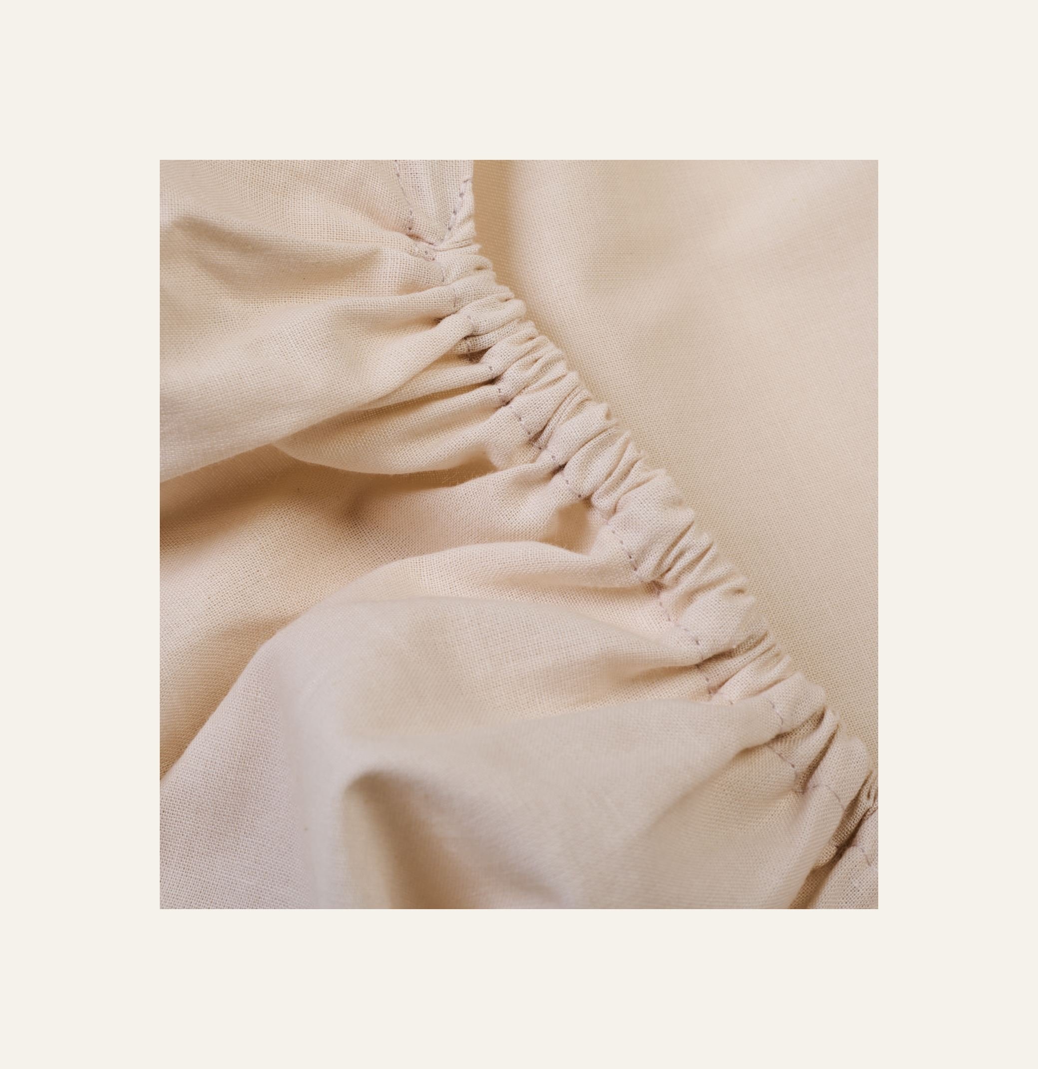 Voodilina kummiga sand - 2