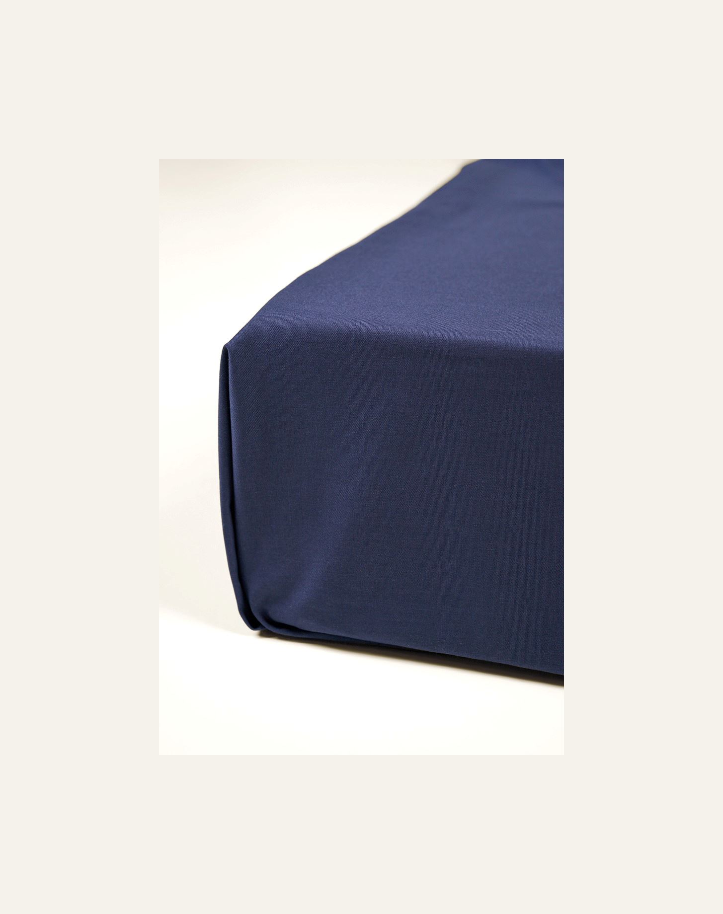 Aluslina tumesinine - 3