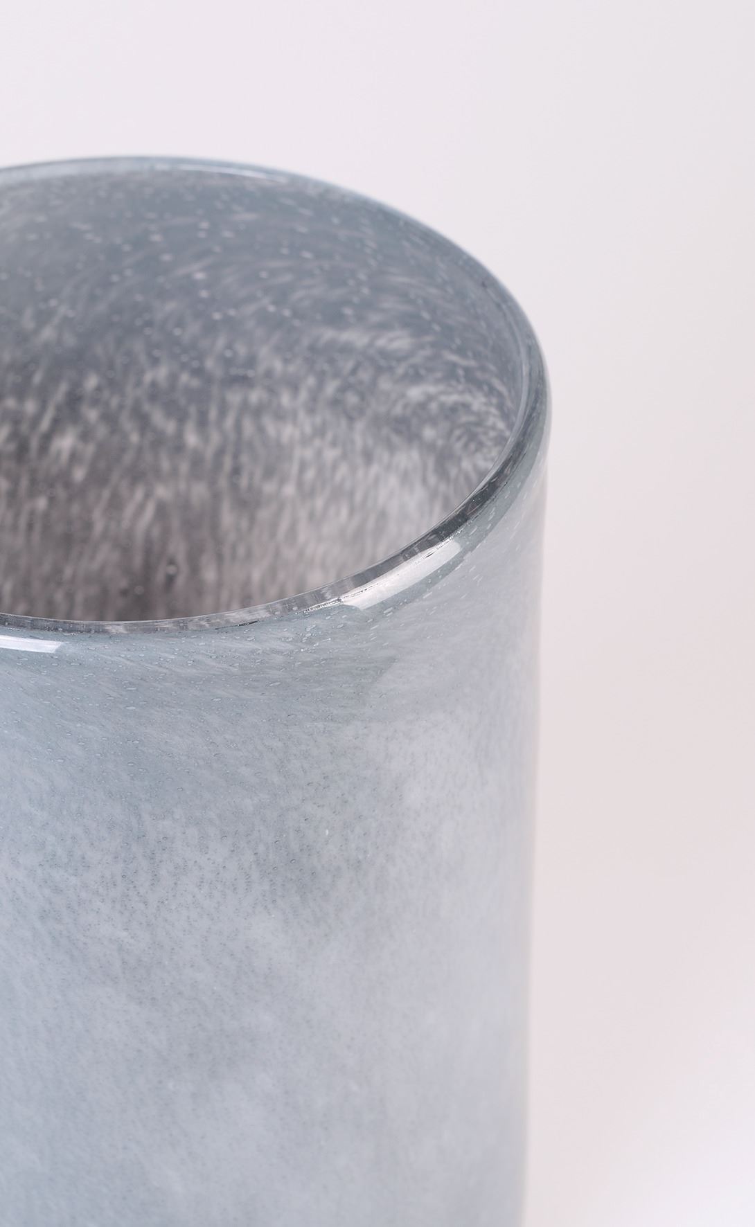 Küünlalatern hall - 2