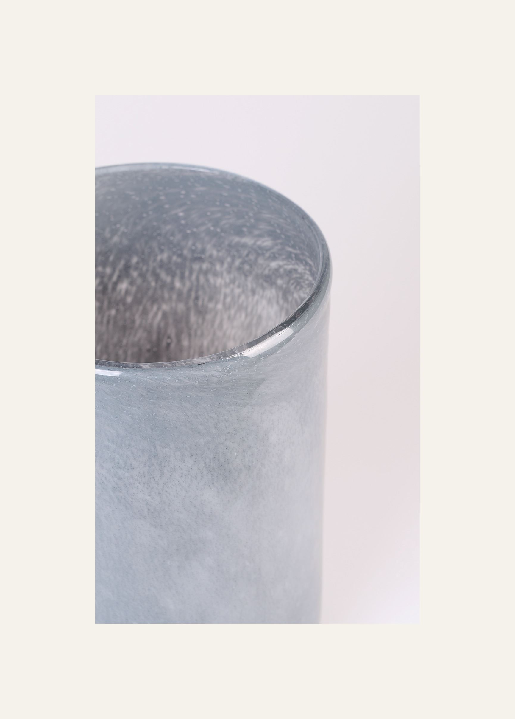 Küünlalatern hall - 2