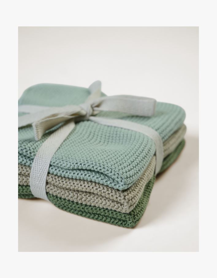 Väike rätik heleroheline - 26x26 cm heleroheline - 1