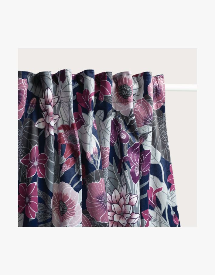 Ülakardin mitmevärviline/punane - 220x50cm mitmevärviline/punane - 1