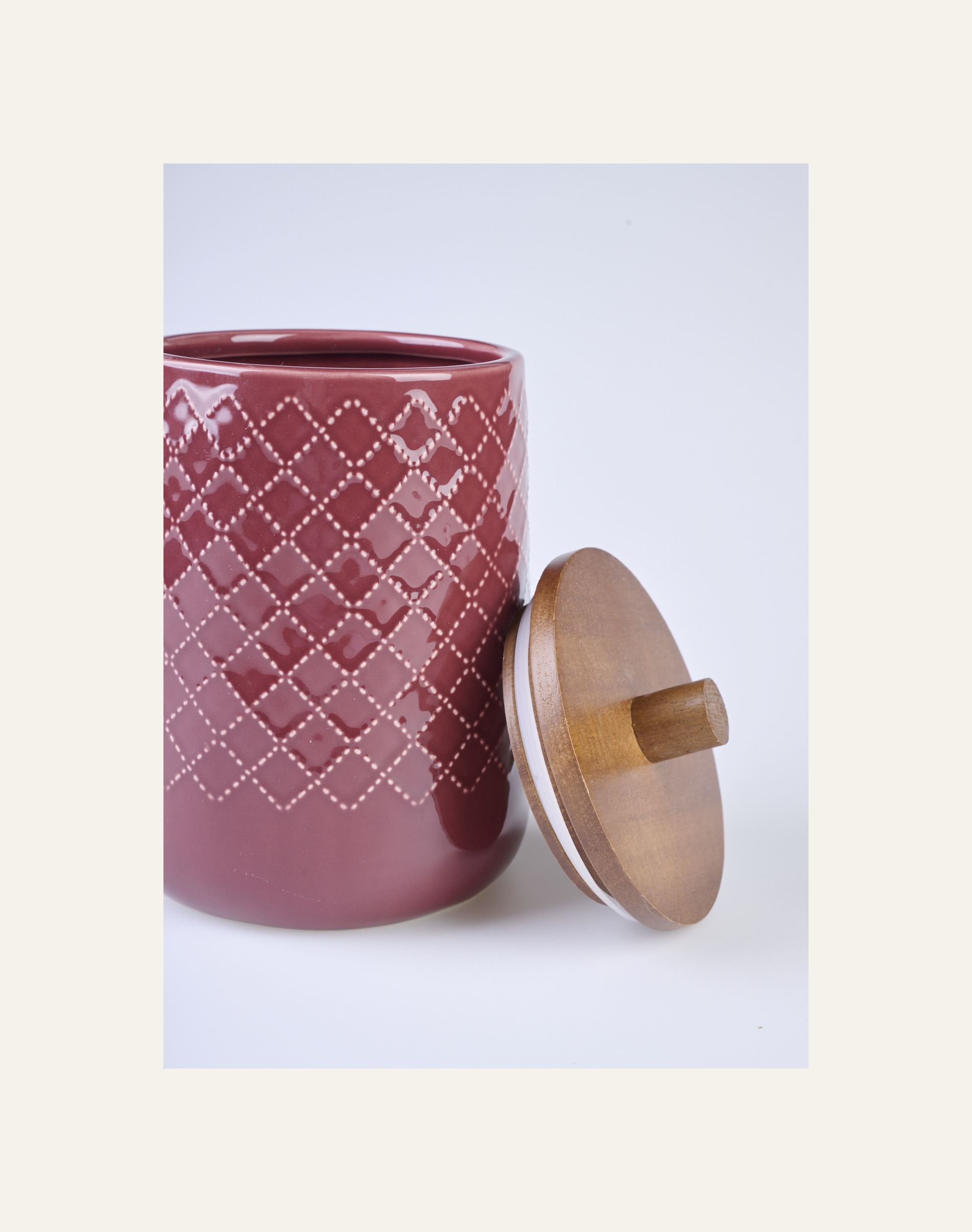 Säilituspurk tumepunane - 2