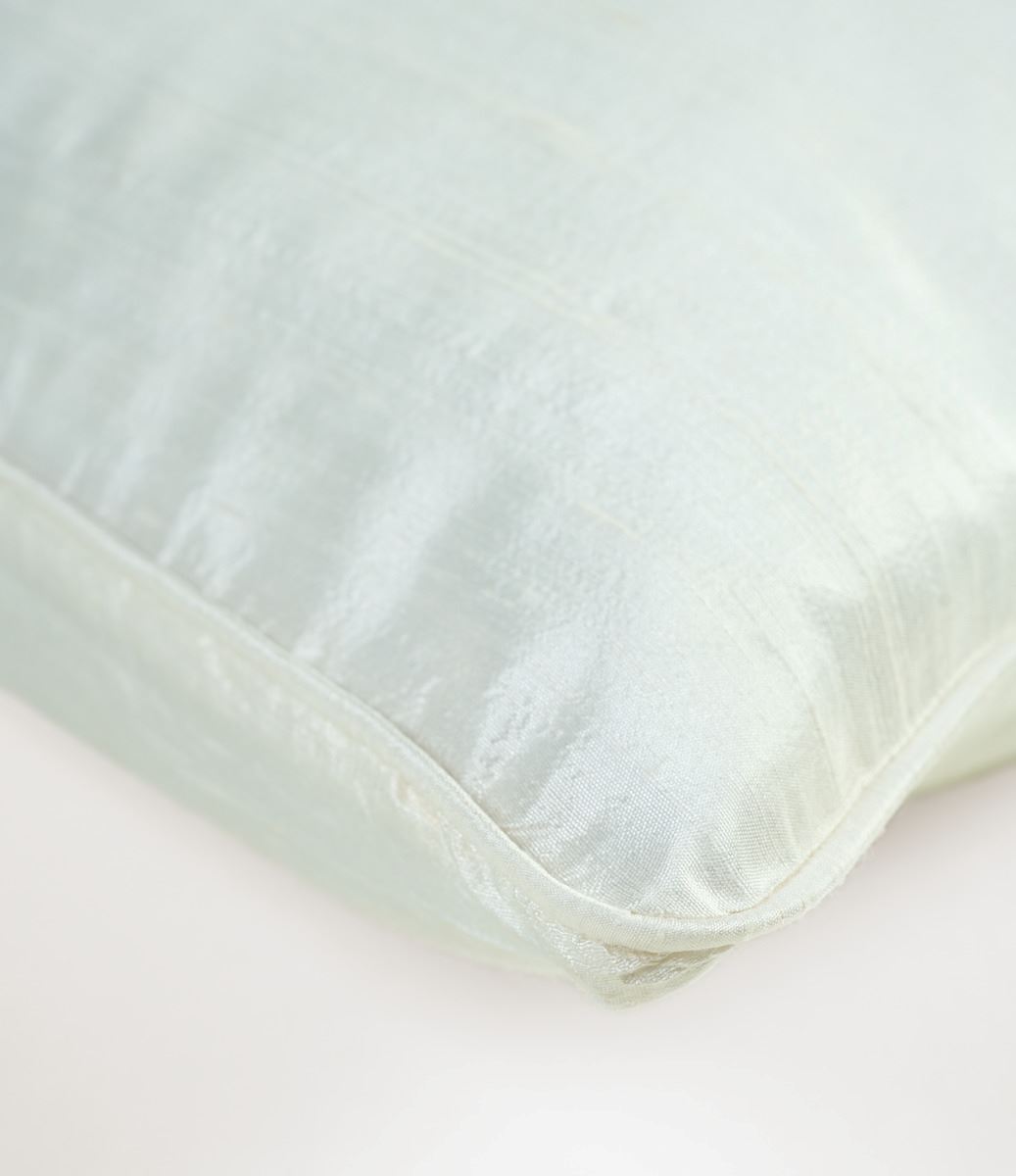 Dekoratiivpadja kate loodusvalge - 2