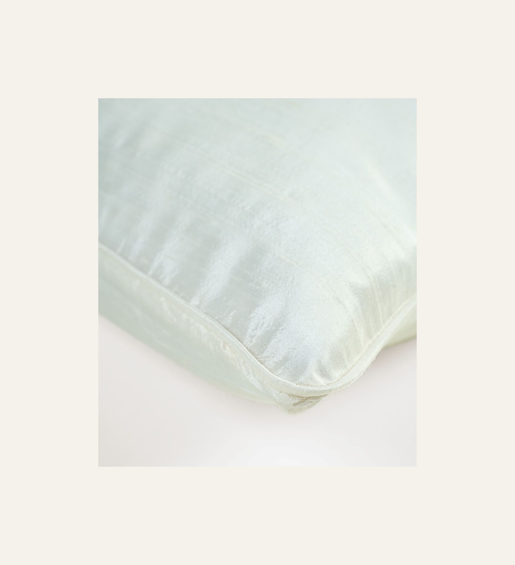 Dekoratiivpadja kate loodusvalge - 2