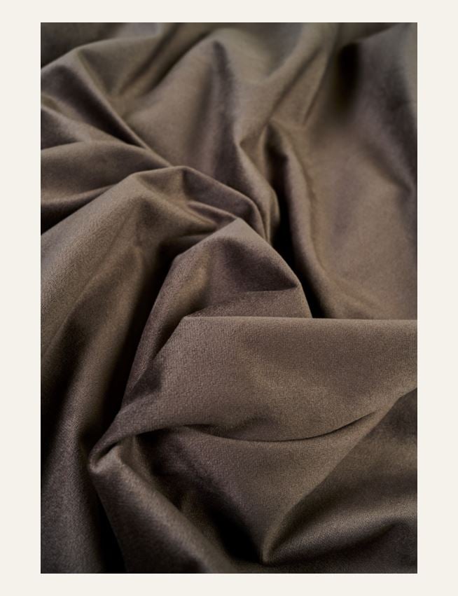 Pimendav kardin tumepruun - 2