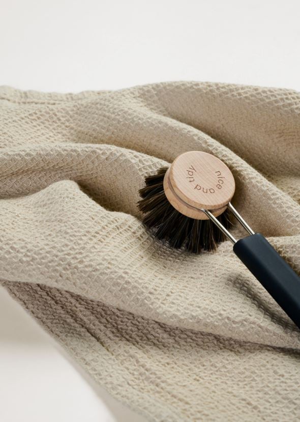 Nõudepesuhari must - 4