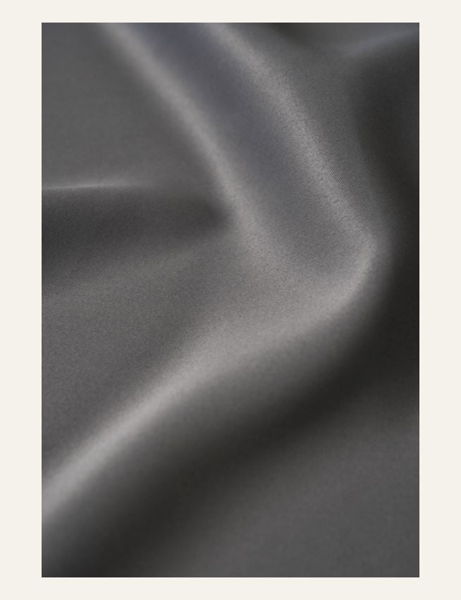 Pimendav kardin tumehall - 2