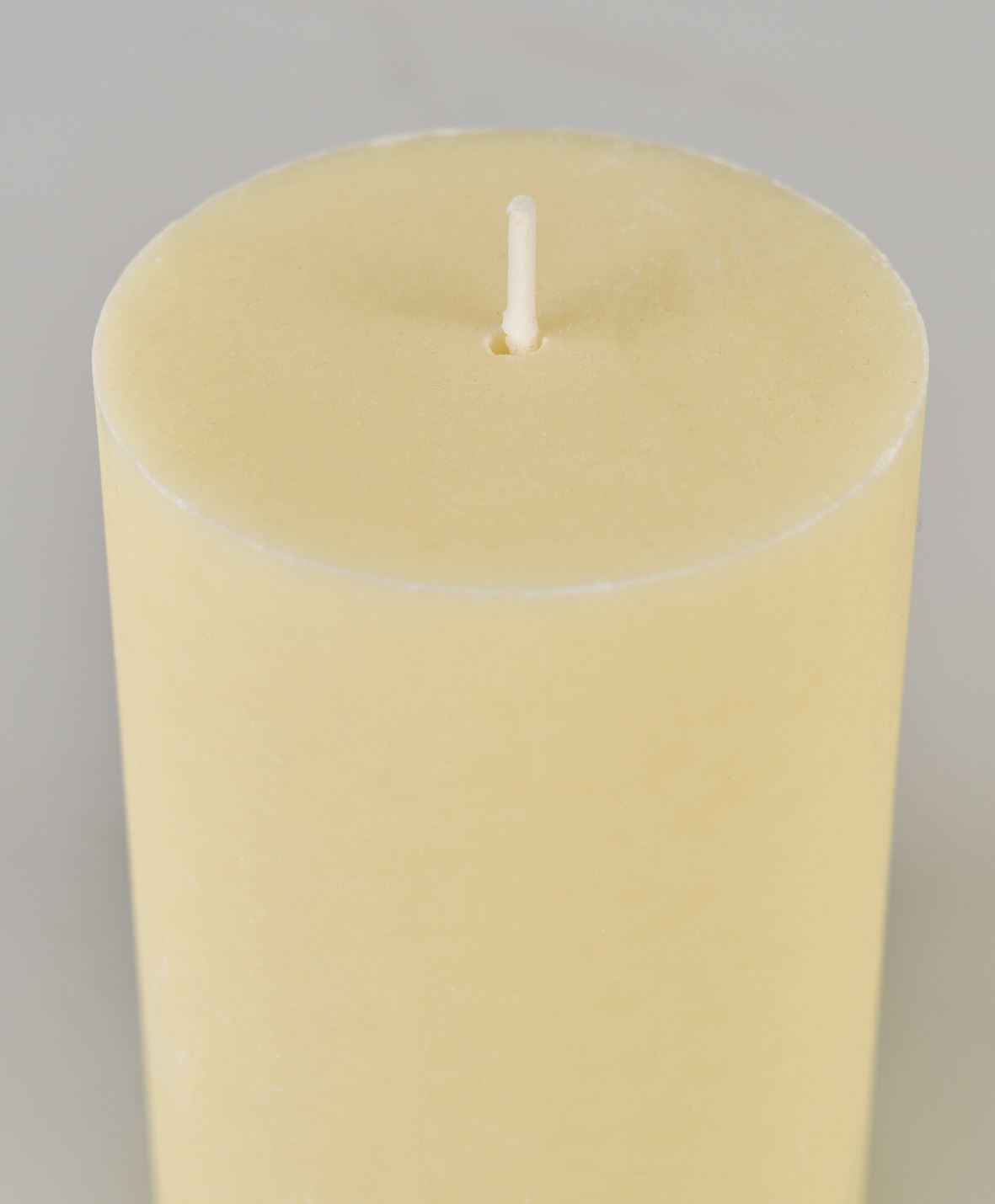 Lauaküünal hele kollane - 4