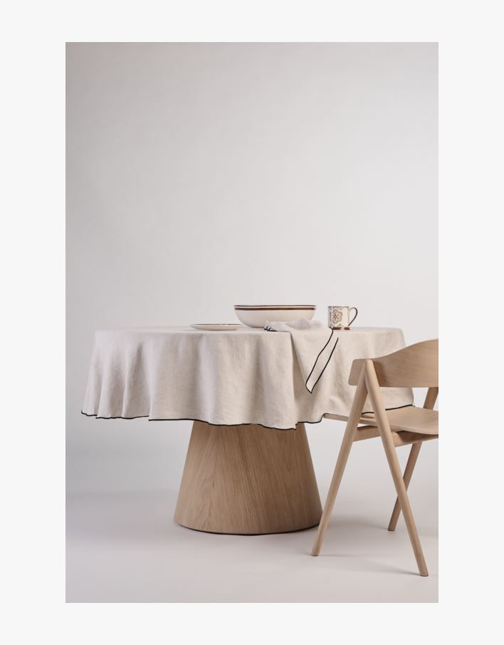 Ümmargune linane laudlina naturaalne toon - ø180 naturaalne toon - 1