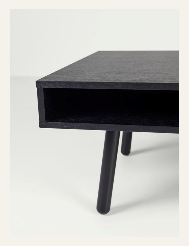 Diivanilaud must - 3