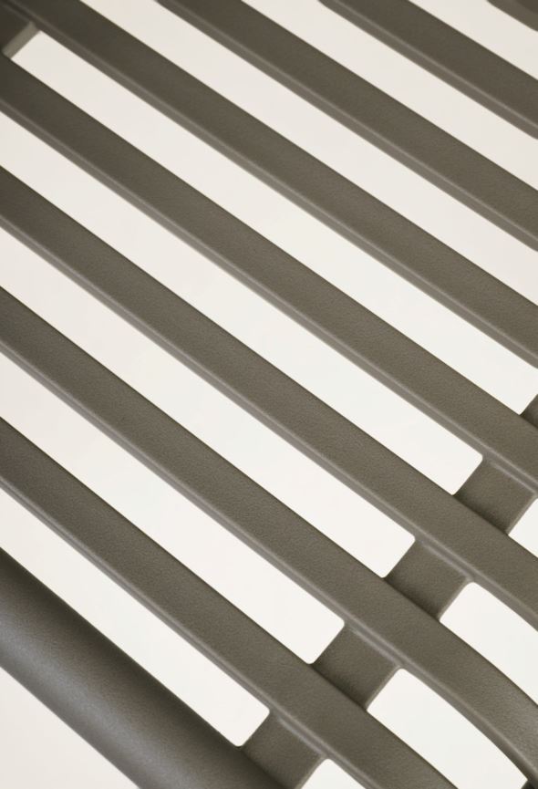 Aiatool hallikaspruun - 7