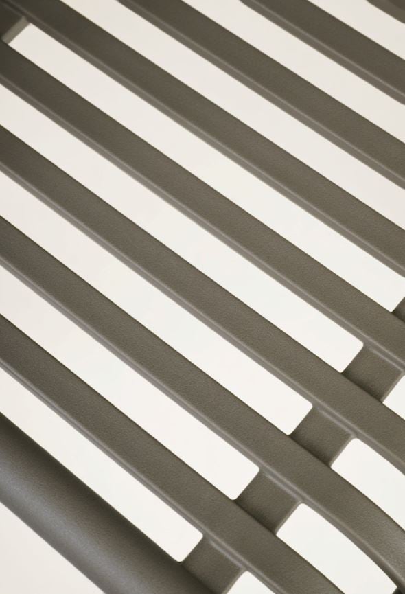 Aiatool hallikaspruun - 7