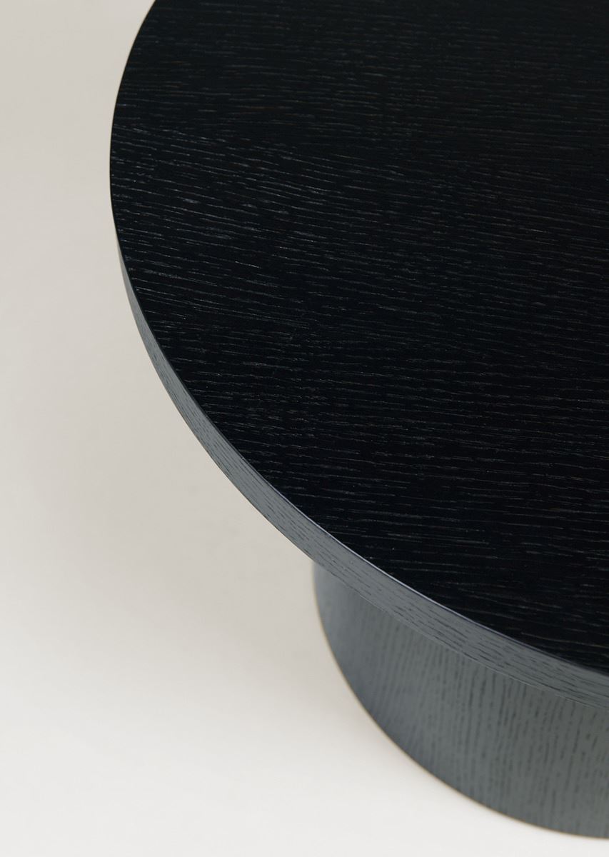 Diivanilaud must - 3