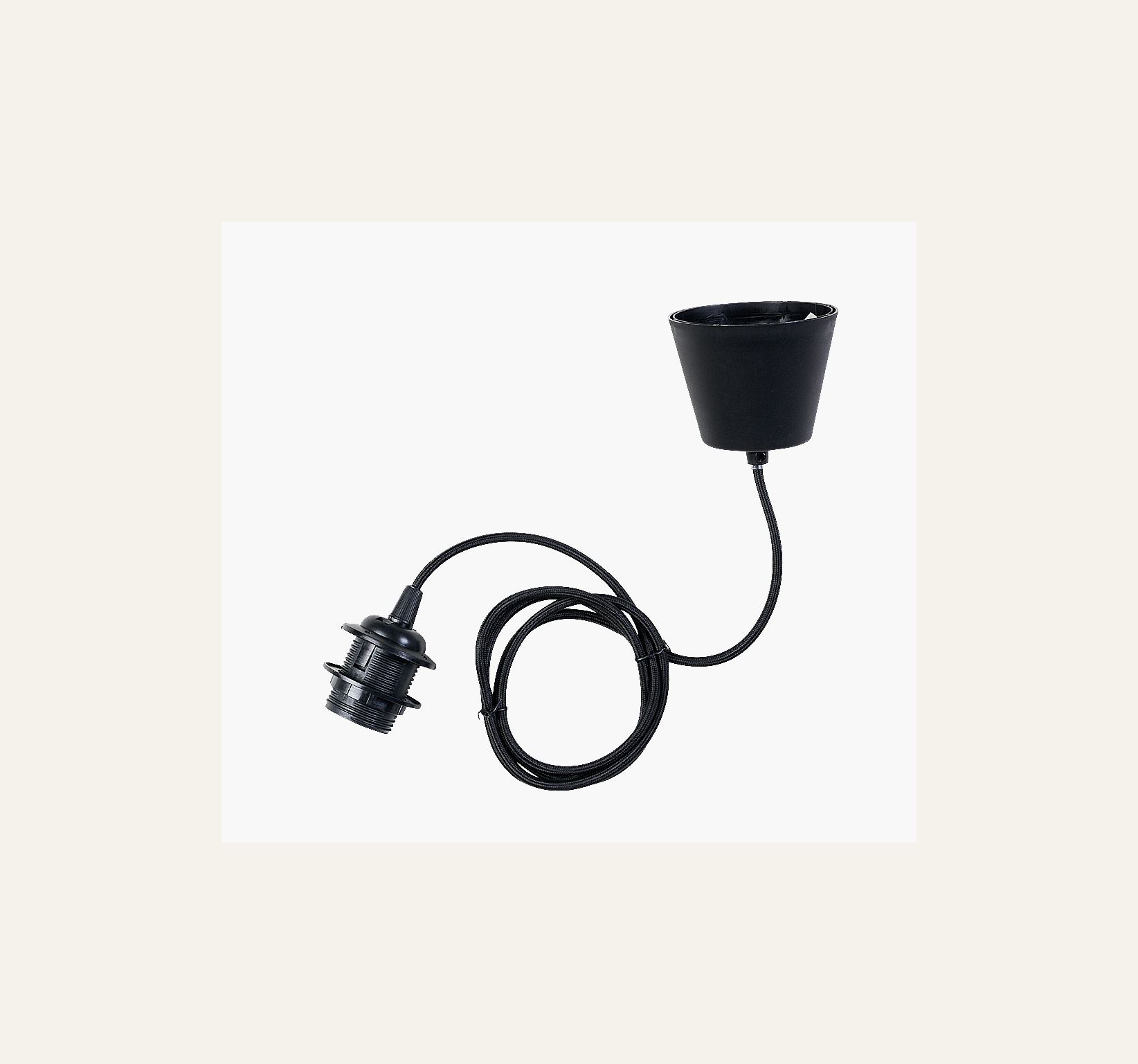 Juhtmekomplekt must - 2