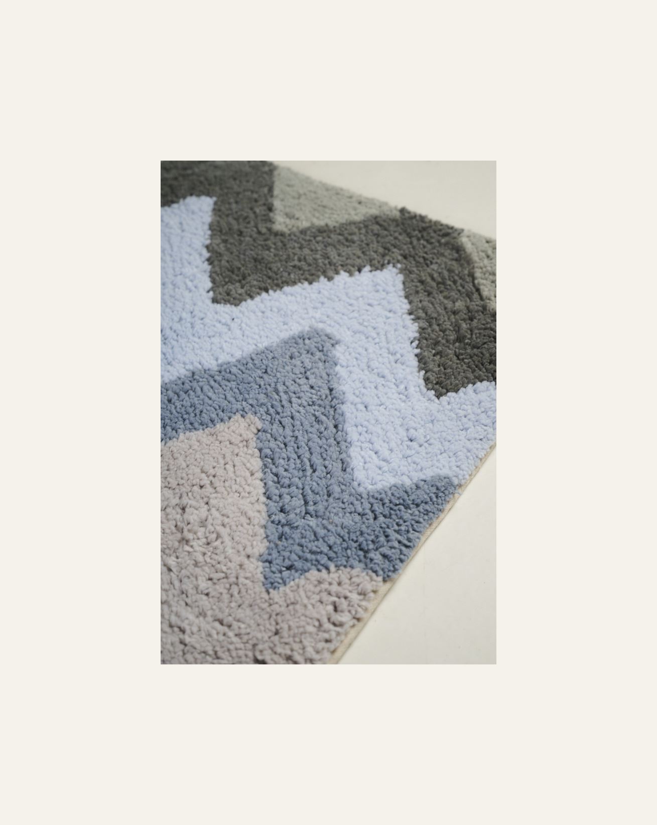 Vannitoamatt mitmevärviline - 2