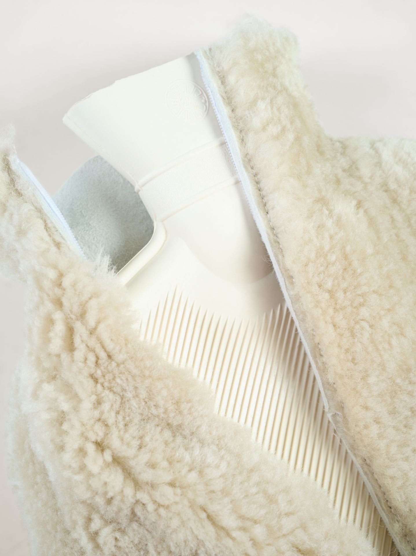 Soojaveepudel beež - 2