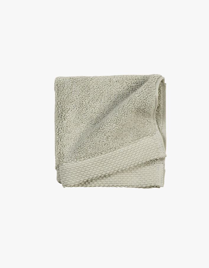 Rätik heleroheline - 40x60 cm heleroheline - 1