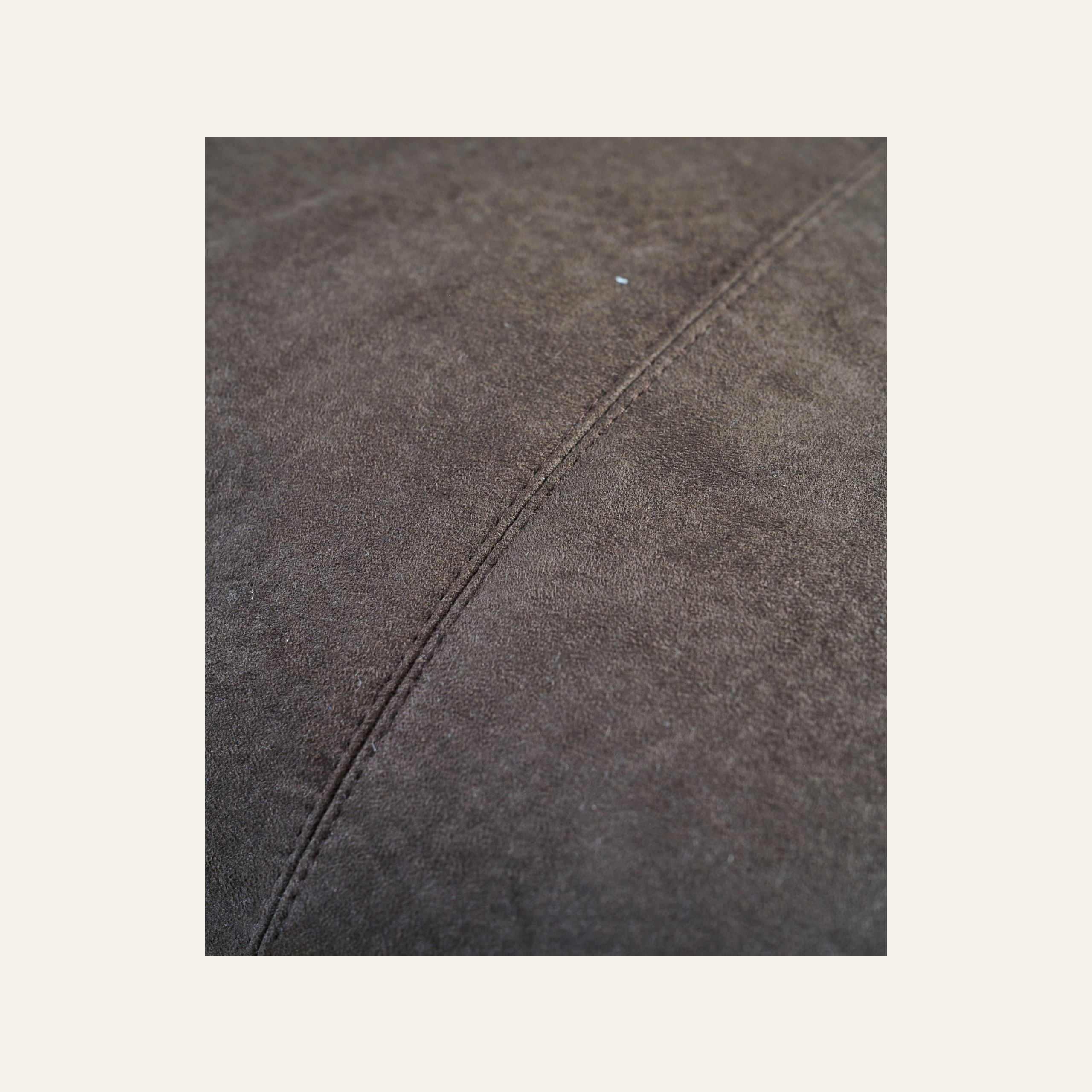 Dekoratiivpadi tumepruun - 3